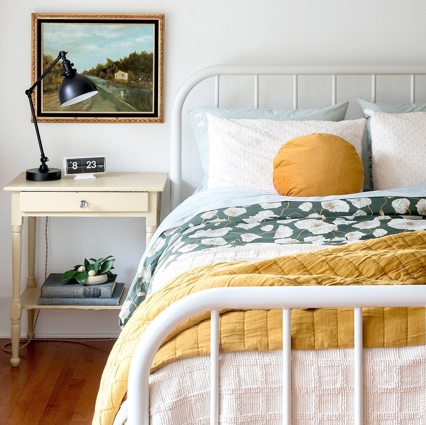 Hamilton Bed